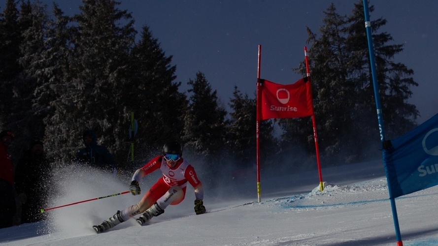 Vincent Praz startet seine 1. FIS Saison