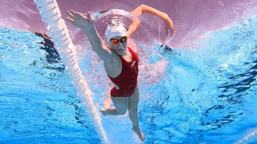 Samantha Stucki, Schwimmstar von Morgen