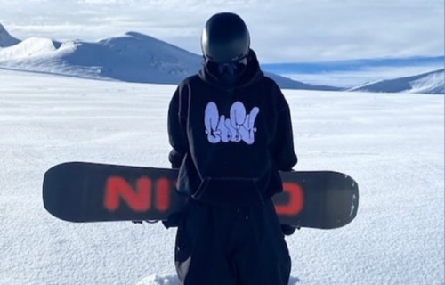 Unterstütze Noè – Begeisterter Snowboarder