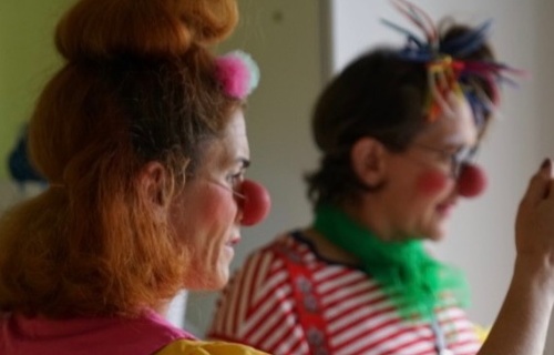 Clownbesuche für Erwachsene im Spital